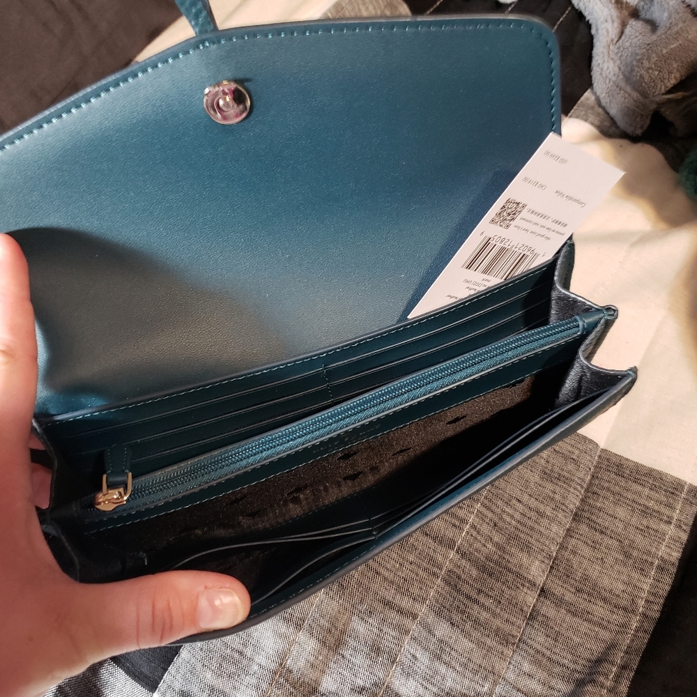 Wallet - Picture 2 of 4